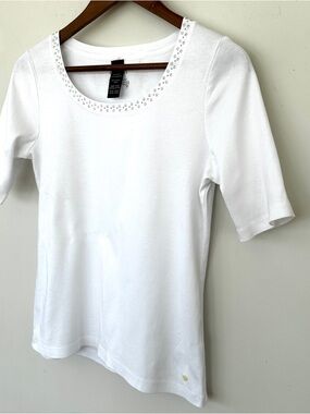 Sigrid Olsen White Scoop Neck Tee, Short Sleeves, Relaxed Fit, Cotton